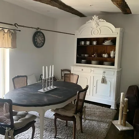 Maison Belle Vue Сasa de vacaciones Réquista